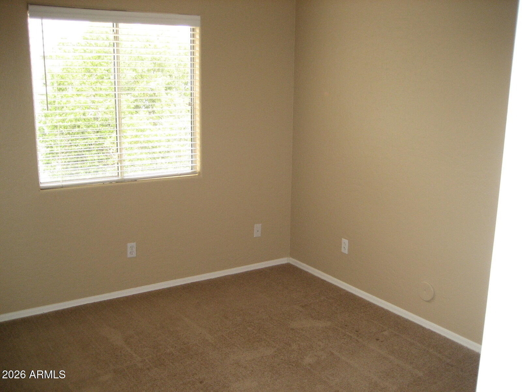 2027 E University Drive - Photo 20