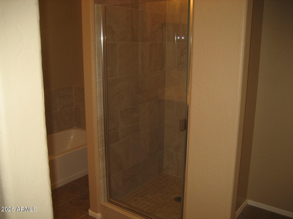 2027 E University Drive - Photo 25