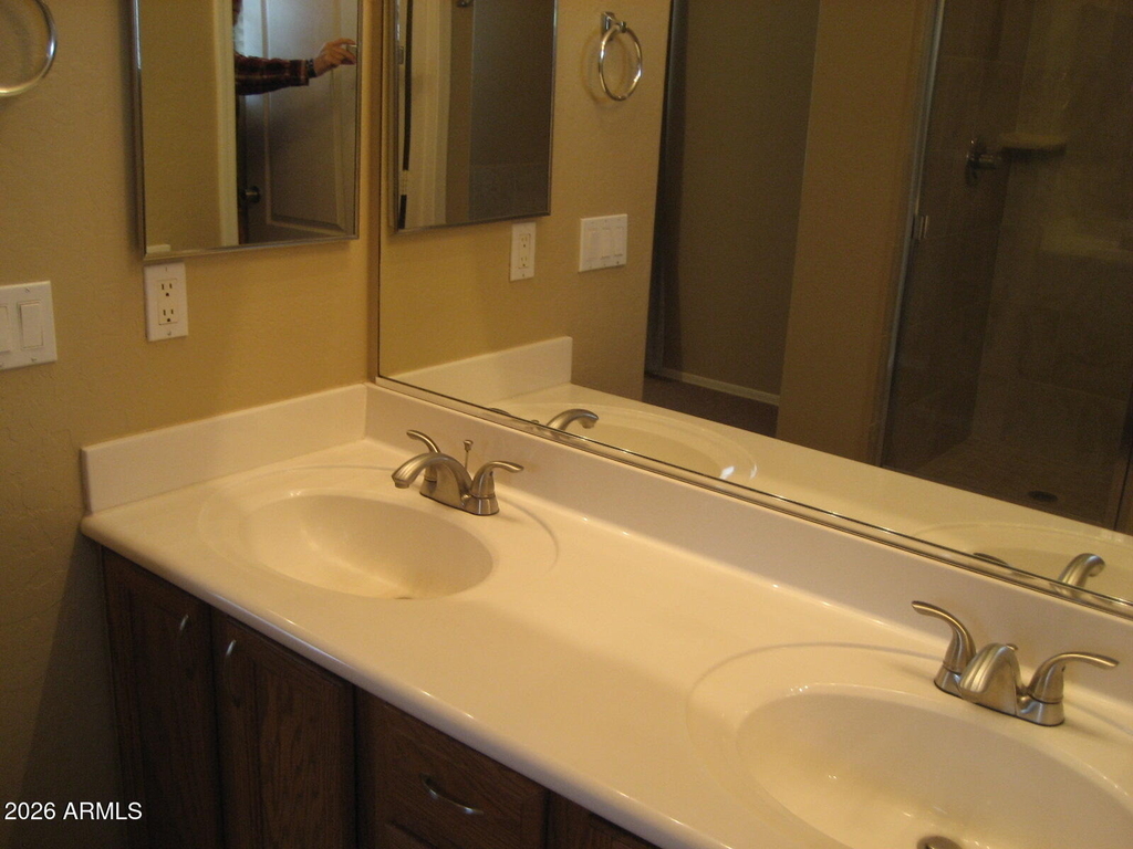2027 E University Drive - Photo 27