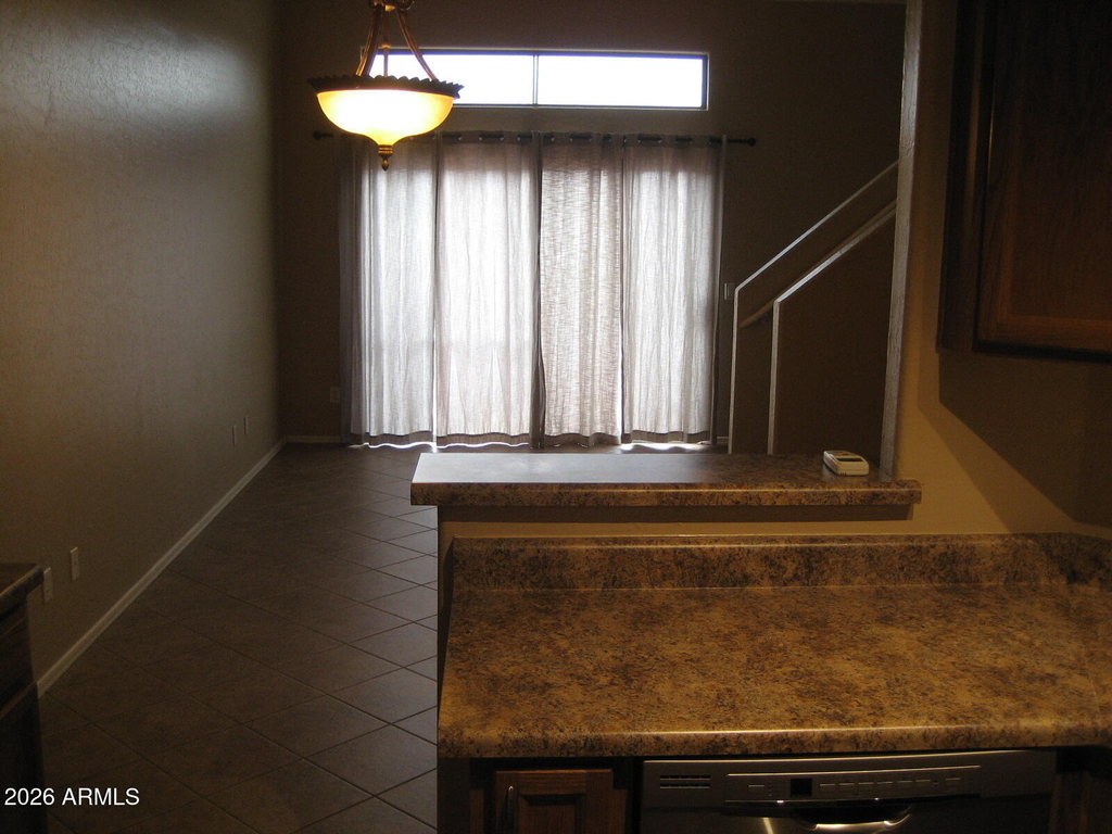 2027 E University Drive - Photo 6