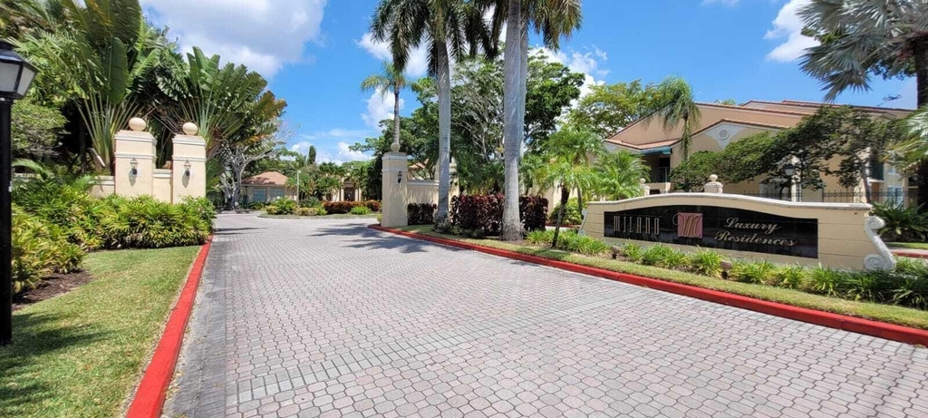 1755 Village Boulevard - Photo 25