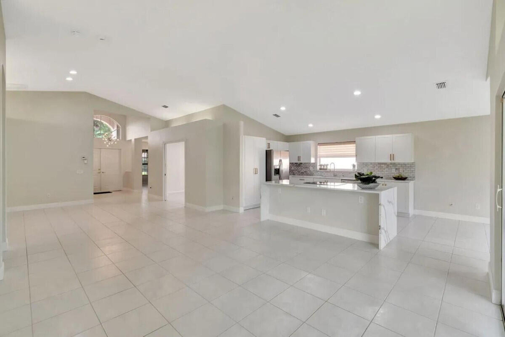 7893 Stanza Street - Photo 3