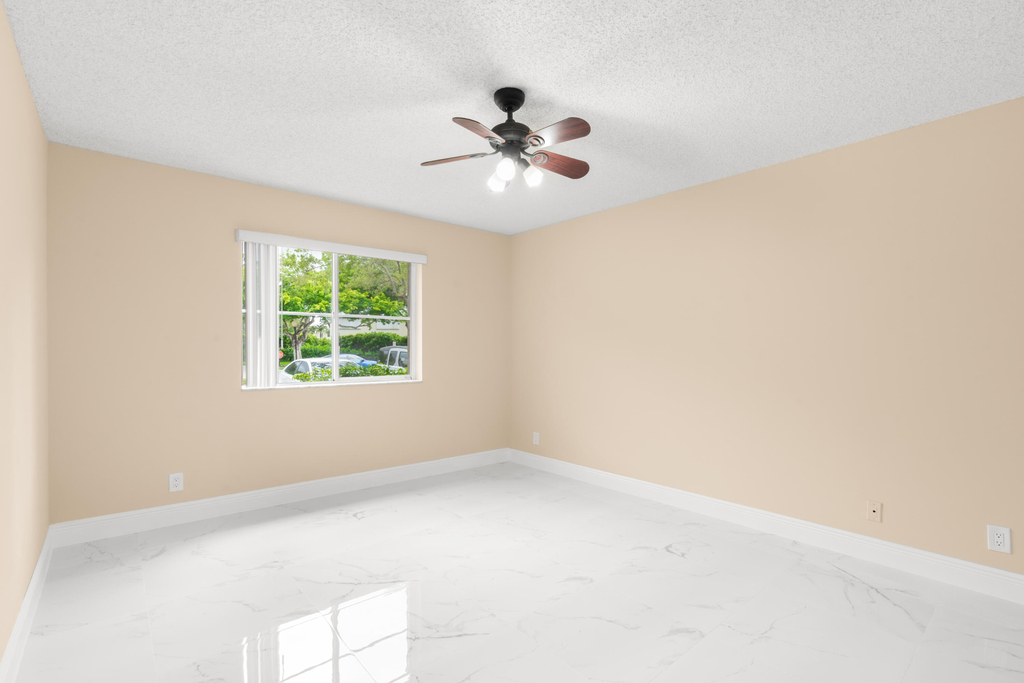 9855 Westview Drive - Photo 21
