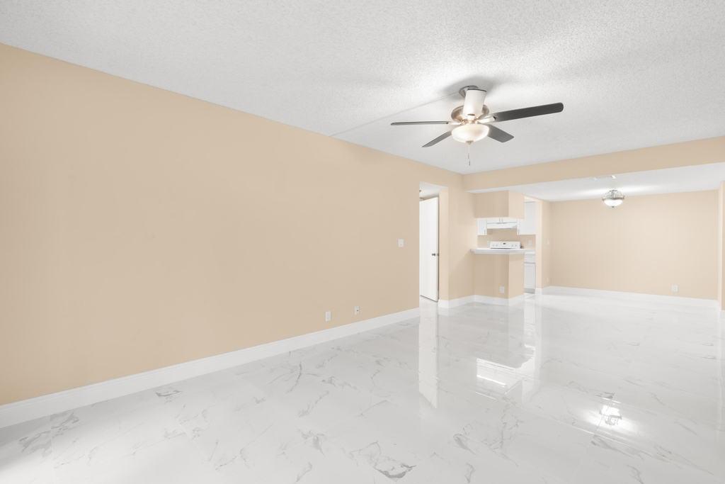 9855 Westview Drive - Photo 10