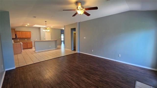 5820 Show Master Lane - Photo 4