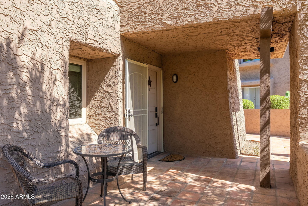 7424 N Via Camello Del Norte -- - Photo 27