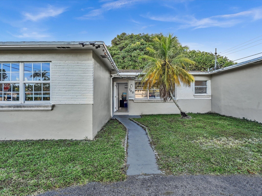 700 Sw 5th Court - Photo 3