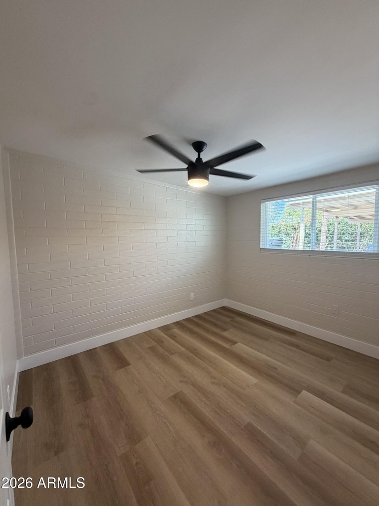 909 S Kenwood Circle - Photo 11