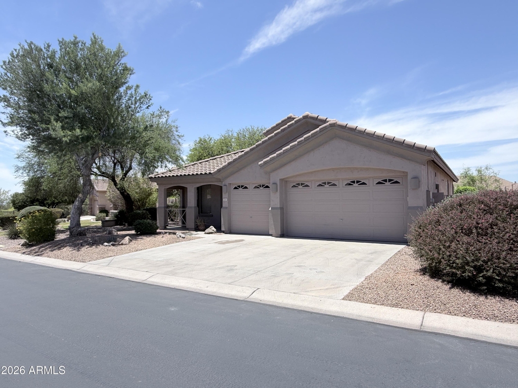 7310 E Mallory Circle - Photo 1