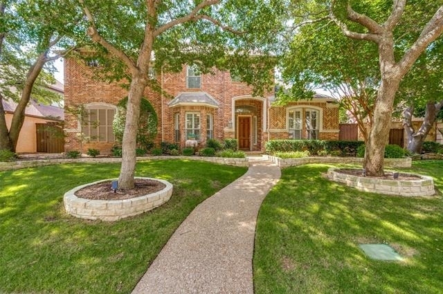 1419 Biltmore Court - Photo 0