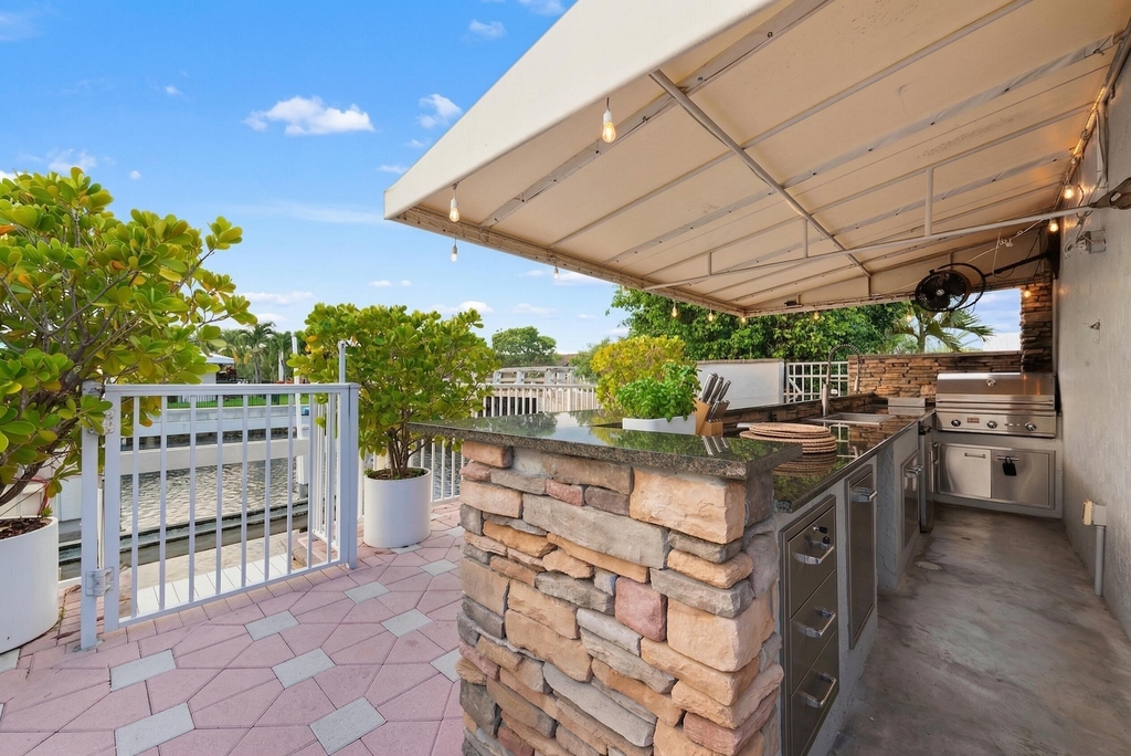 5841 Bayview Drive - Photo 40