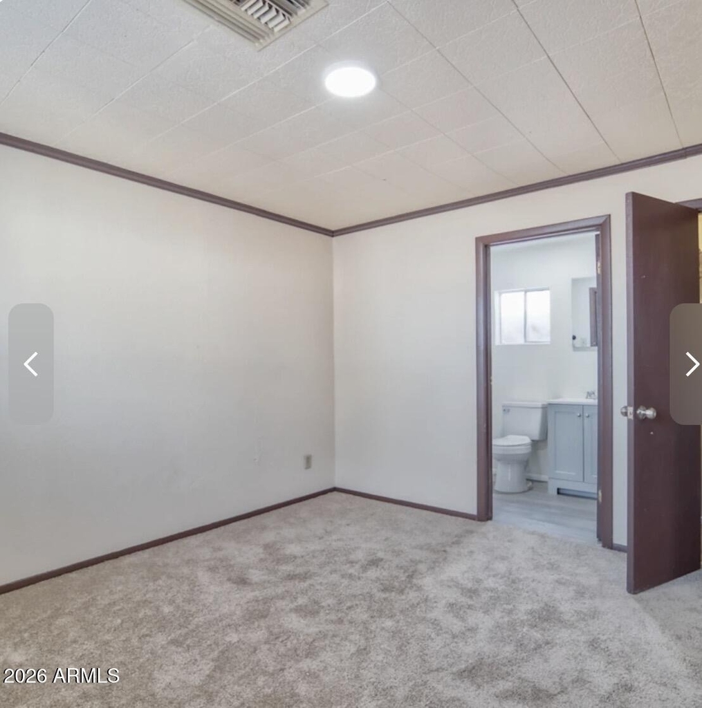 1005 N Center Avenue - Photo 1