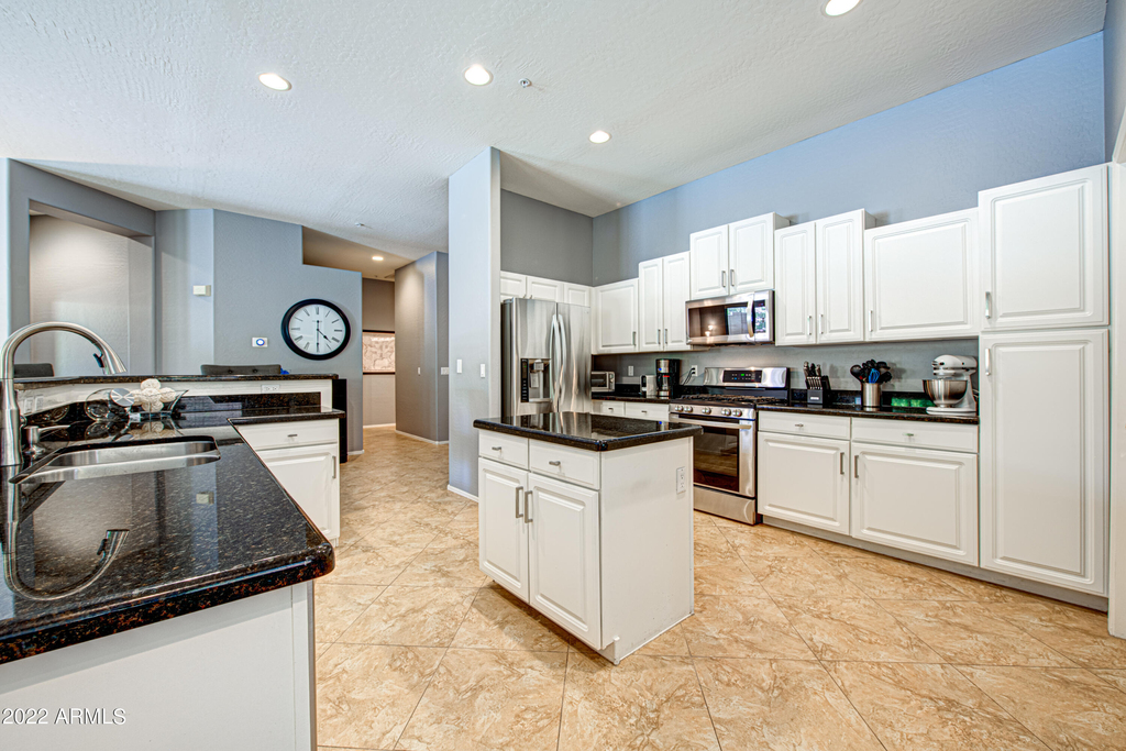 16449 N 103rd Place - Photo 7