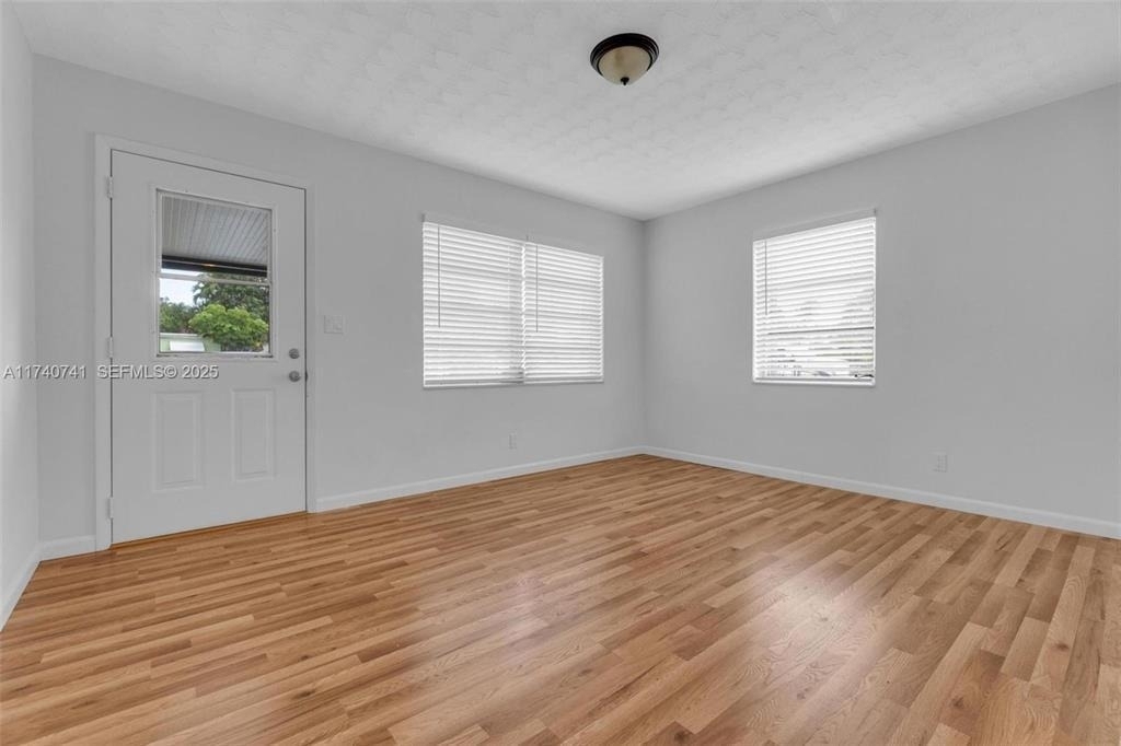 6340 Dawson Street - Photo 6
