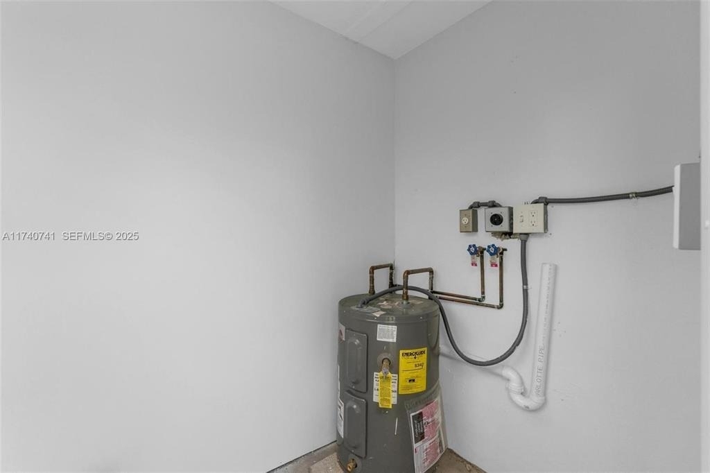 6340 Dawson Street - Photo 22
