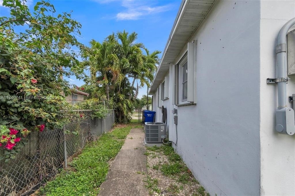6340 Dawson Street - Photo 29