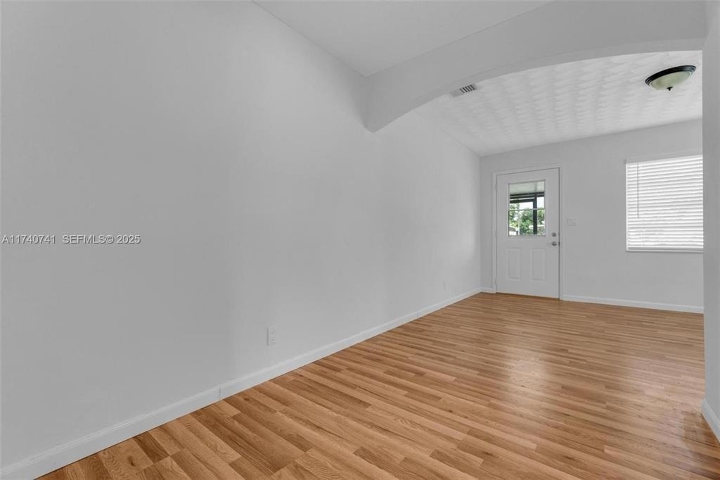 6340 Dawson Street - Photo 9