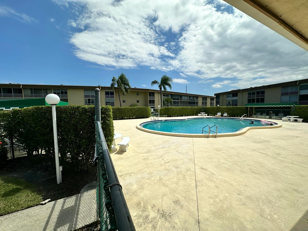 555 Purdy Lane - Photo 21