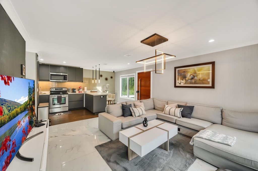 6320 86th Lane - Photo 3