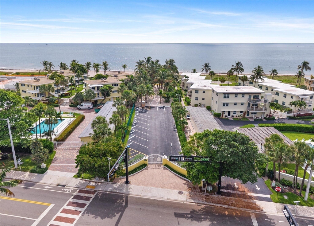 1391 S Ocean Boulevard S - Photo 18