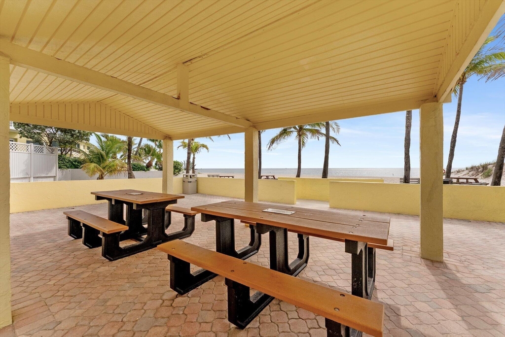 1391 S Ocean Boulevard S - Photo 16