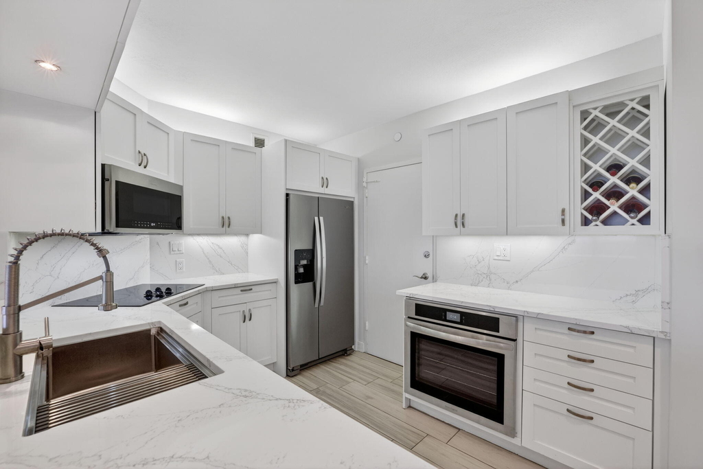 2500 E Las Olas Boulevard - Photo 4