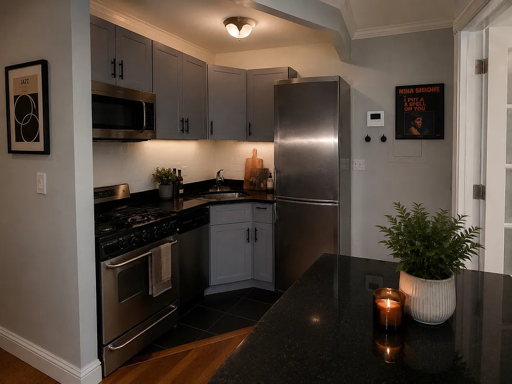 416 East 13th Street - Photo 2