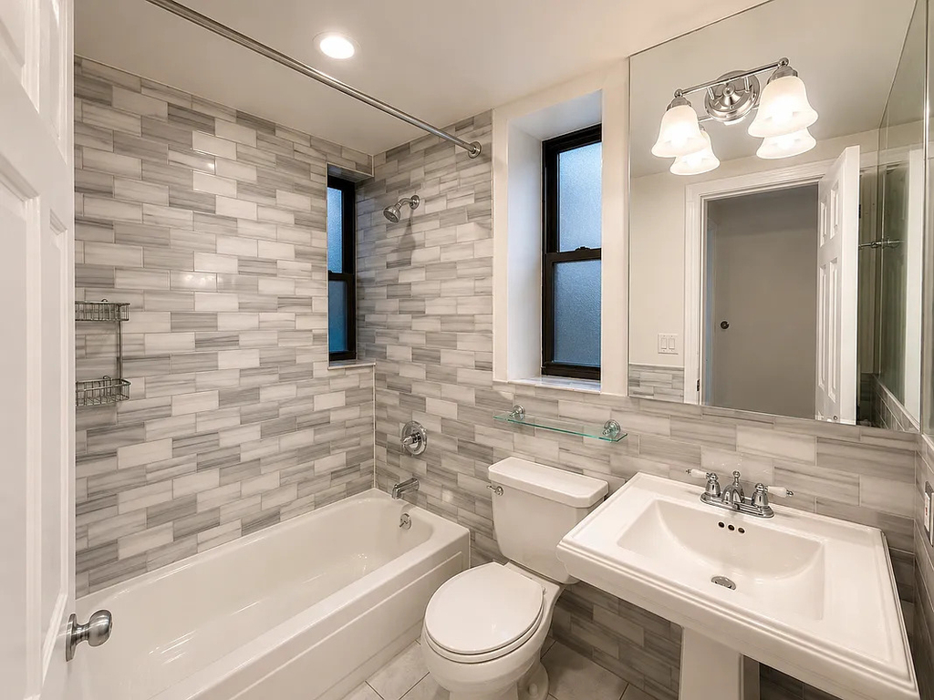 416 East 13th Street - Photo 5
