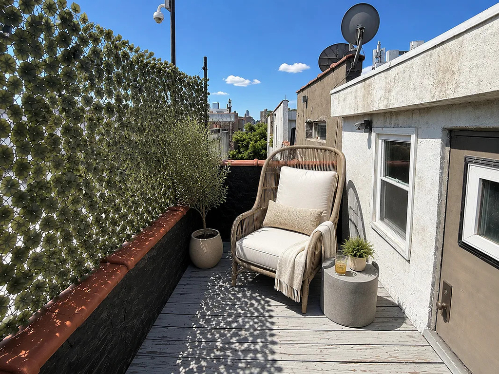 416 East 13th Street - Photo 11
