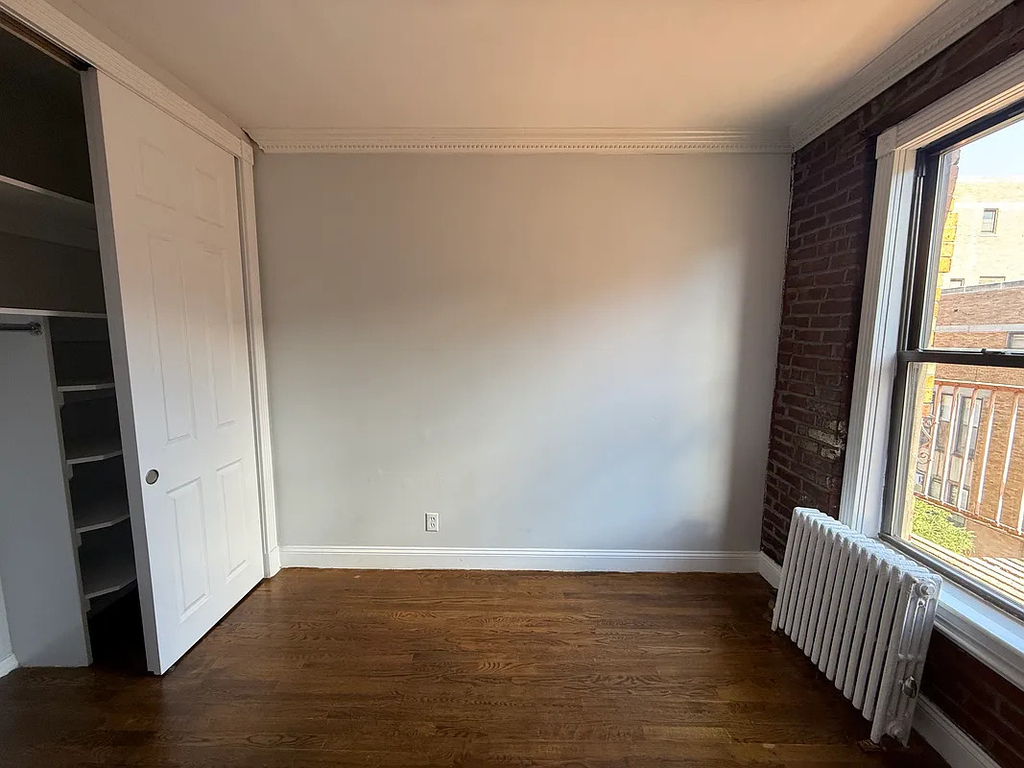 416 East 13th Street - Photo 3