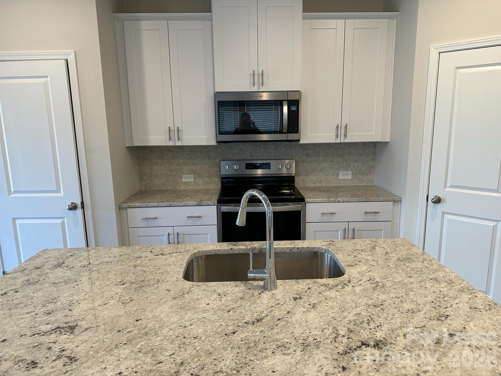 5270 Brailey Circle - Photo 3