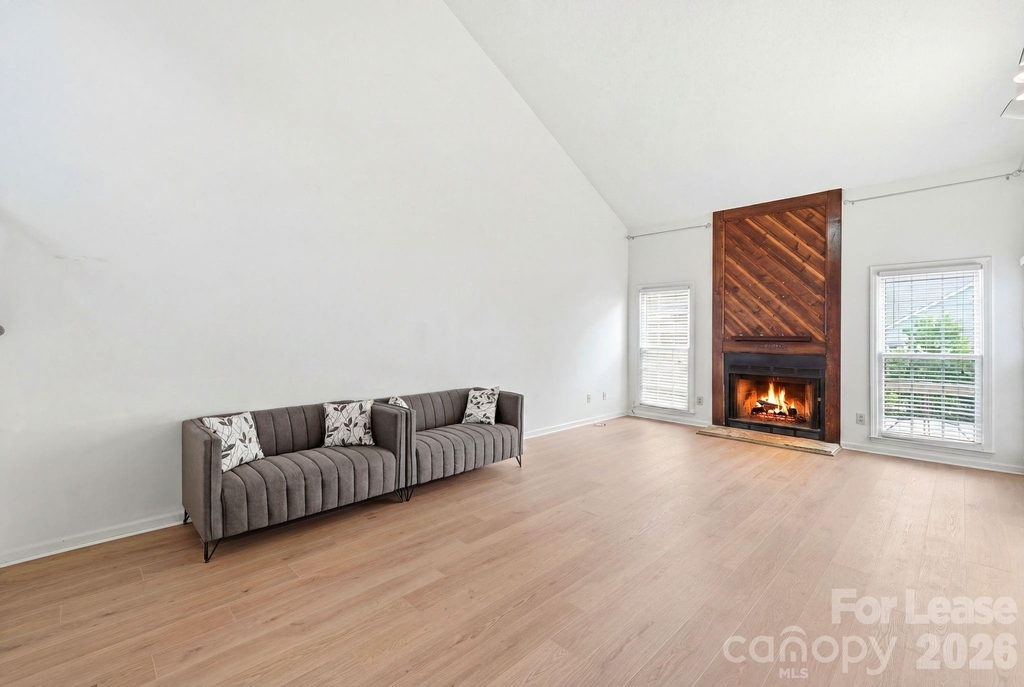11119 Michelangelo Court - Photo 3