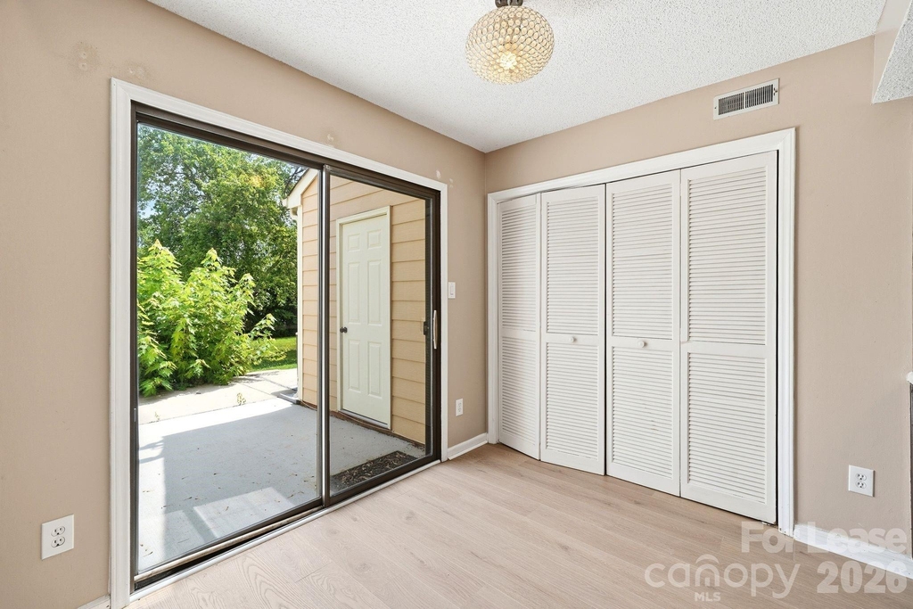 11119 Michelangelo Court - Photo 7
