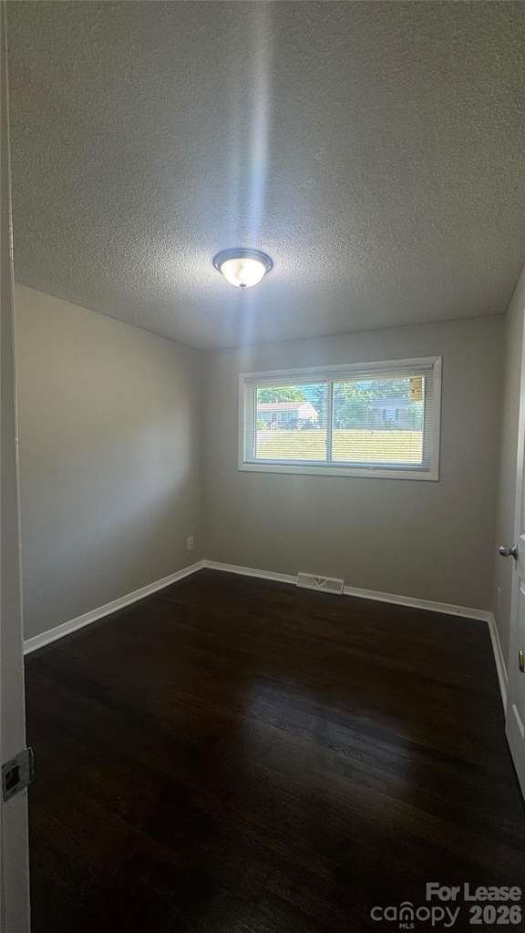 2701 Abelwood Road - Photo 5