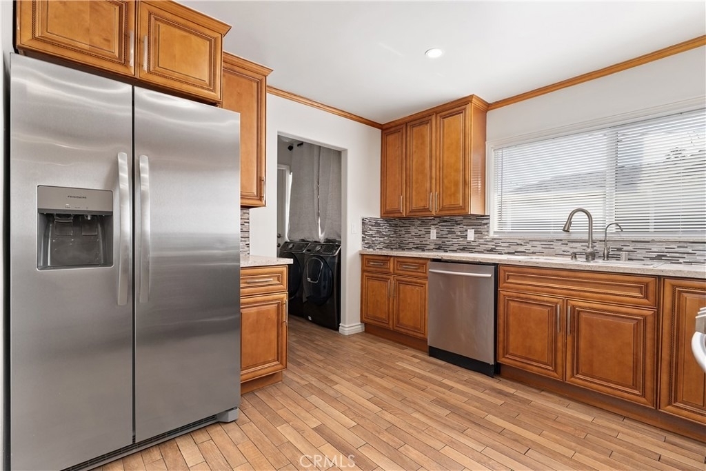 766 N Alexandria - Photo 22
