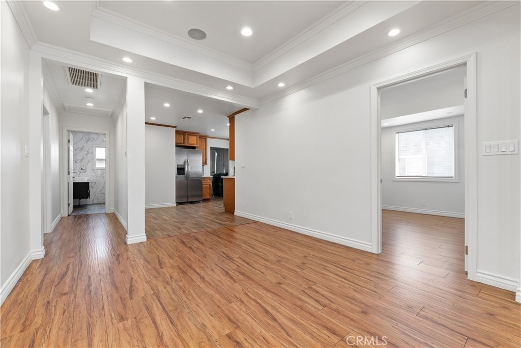 766 N Alexandria - Photo 18