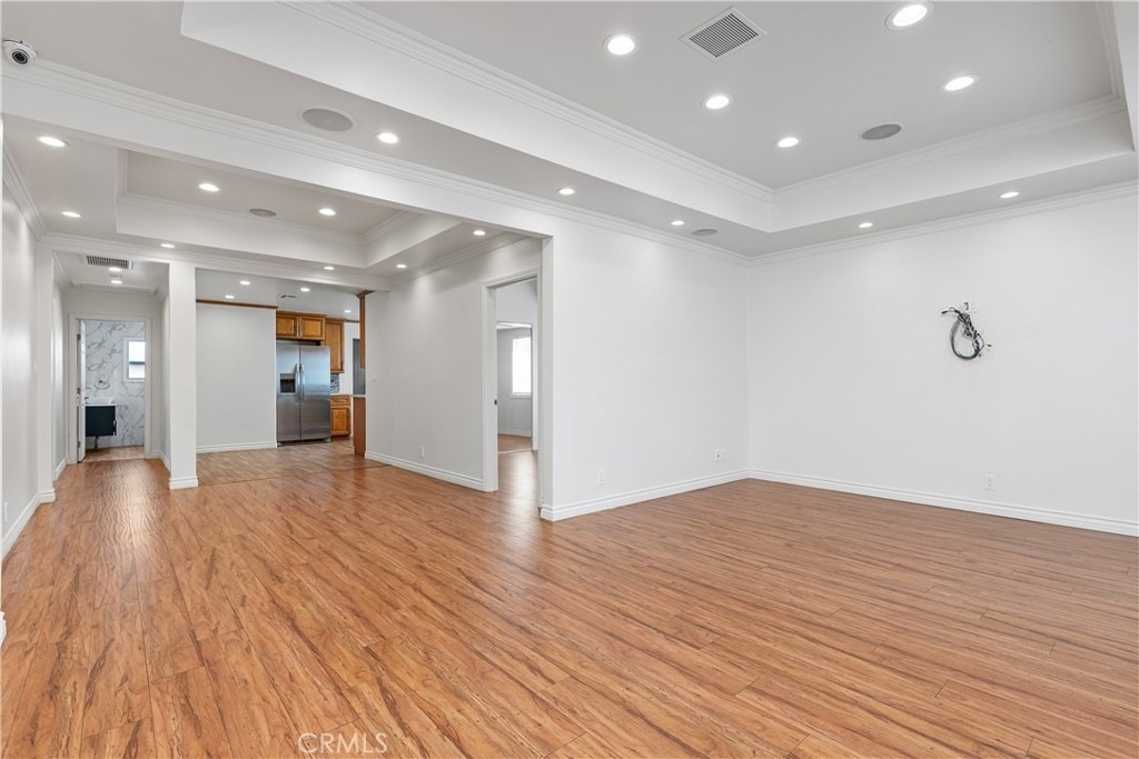 766 N Alexandria - Photo 10