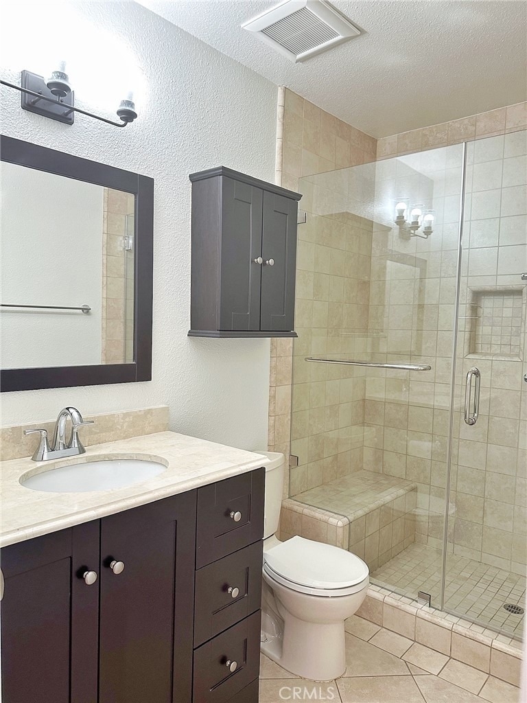 5857 Balcom Avenue - Photo 18