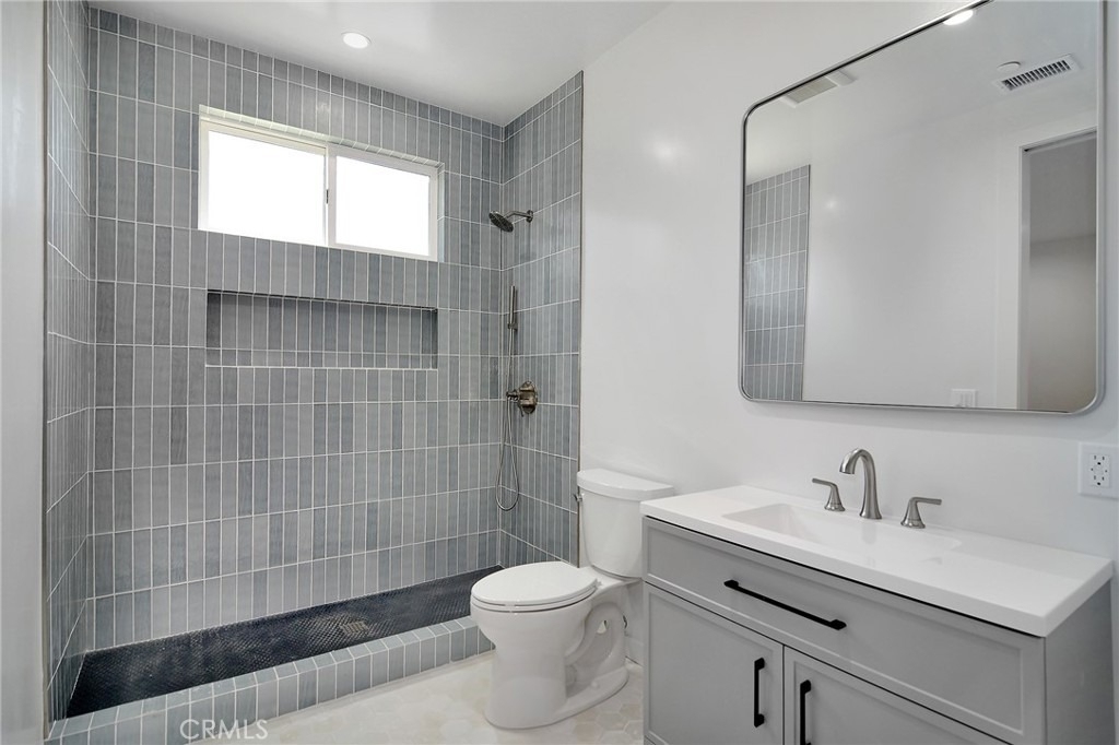 9618 Kentland Avenue - Photo 22