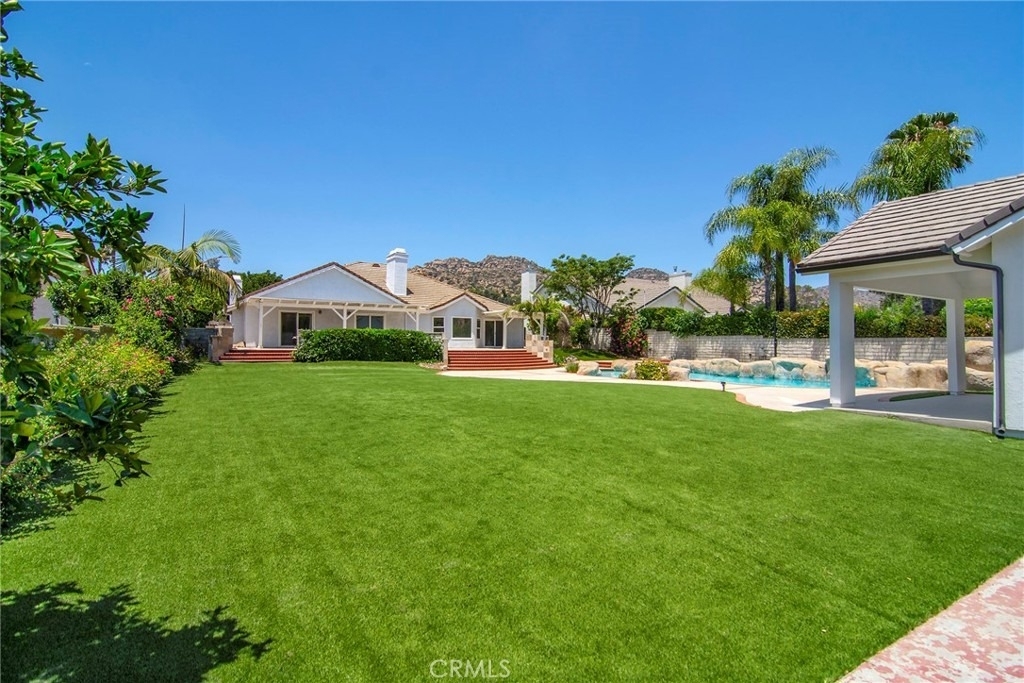 9618 Kentland Avenue - Photo 28