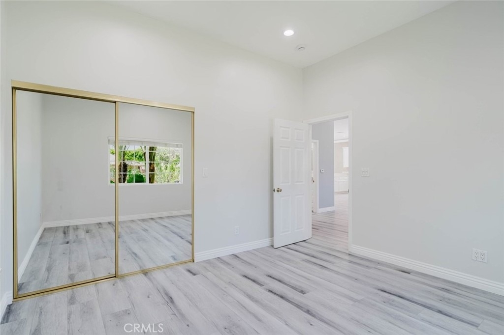 17908 Califa Street - Photo 18