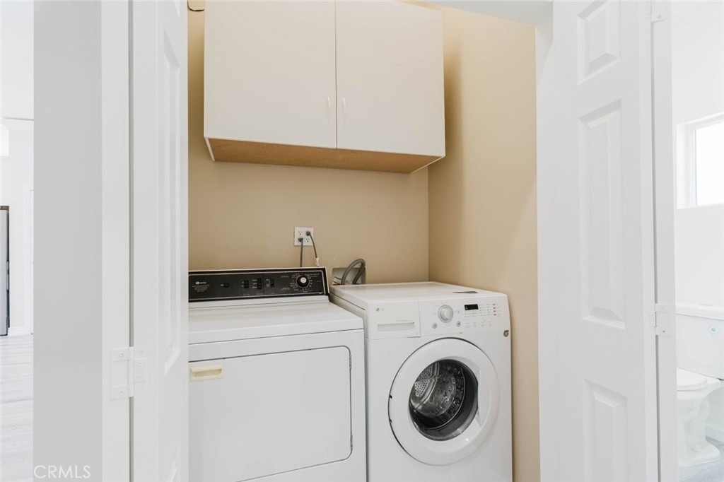 17908 Califa Street - Photo 29