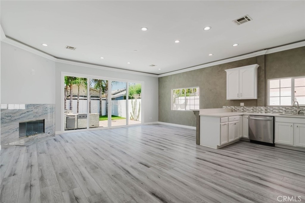 17908 Califa Street - Photo 7