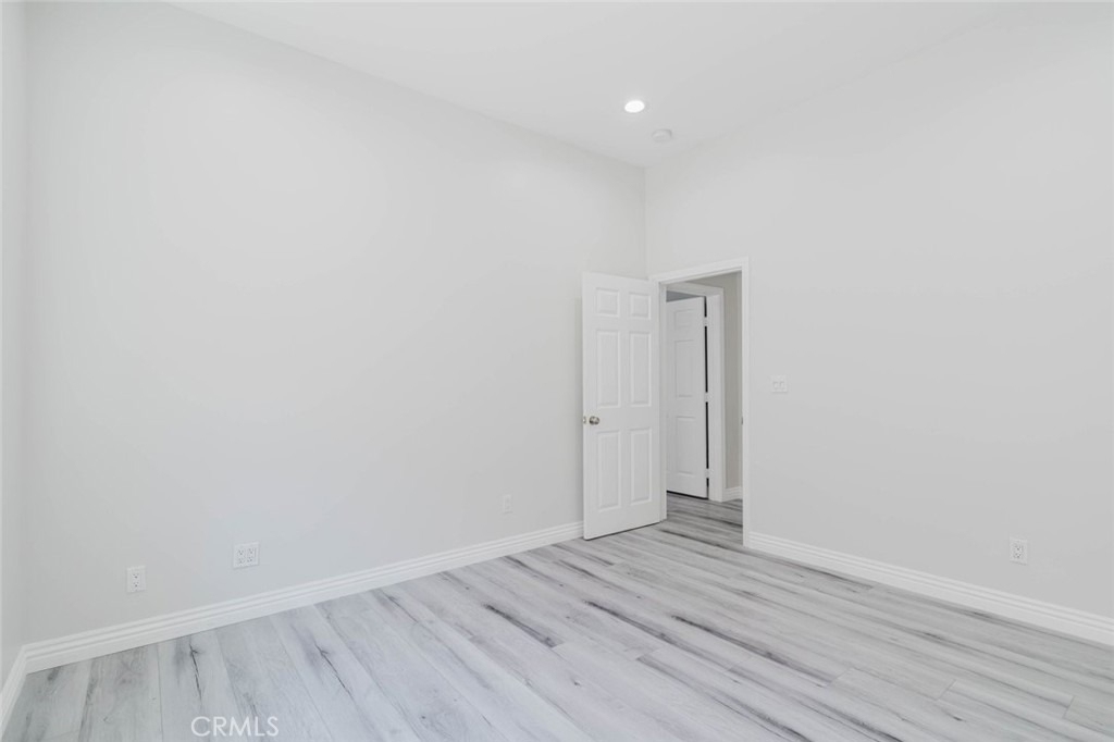 17908 Califa Street - Photo 22