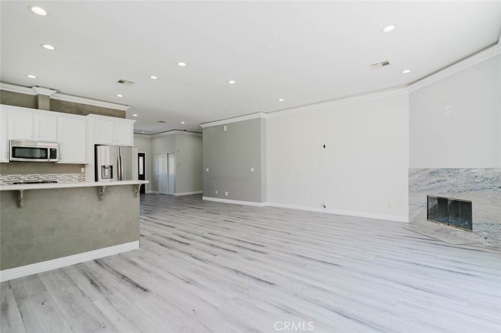 17908 Califa Street - Photo 12