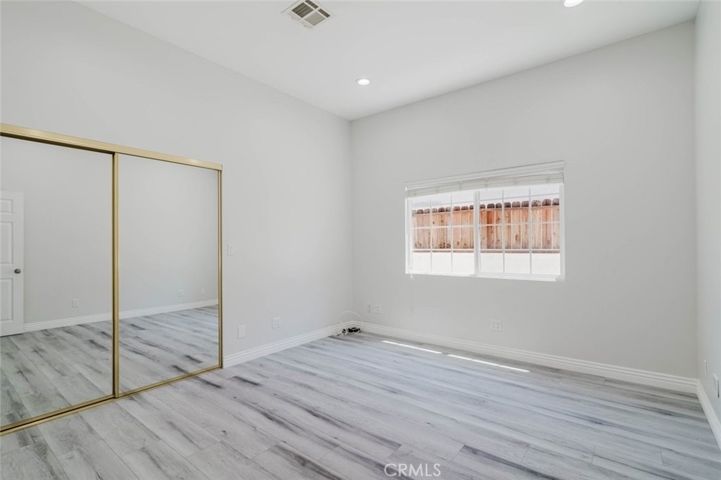 17908 Califa Street - Photo 19