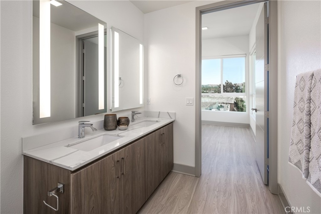 6800 Variel Avenue - Photo 15