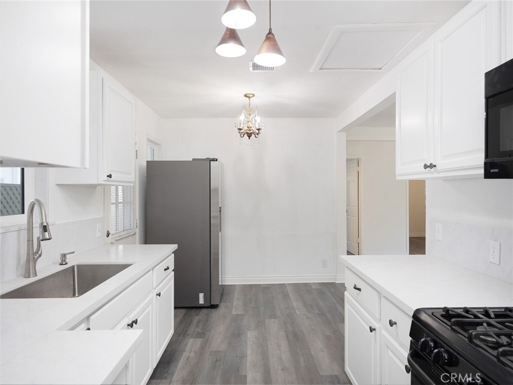 5020 Topanga Canyon - Photo 13