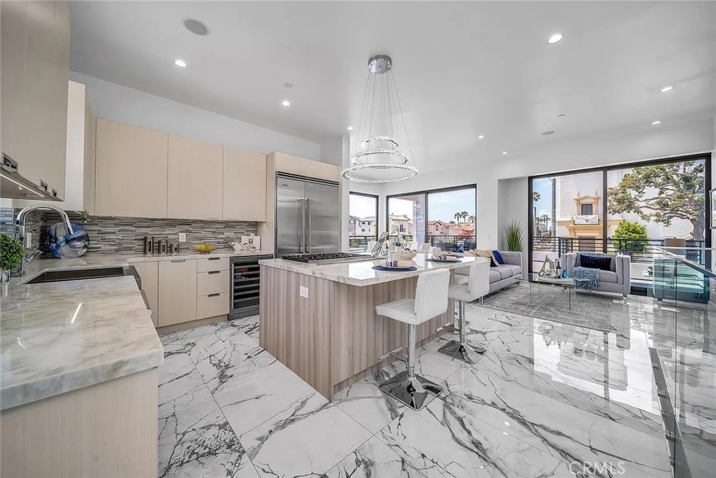 242 S Broadway - Photo 22