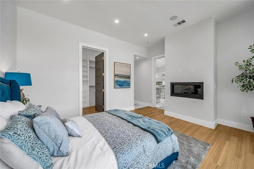 242 S Broadway - Photo 29